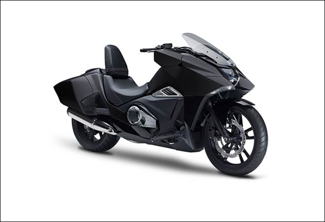 Honda unveils NM4 2015 futuristic bike Honda unveils NM4 2015 futuristic bike