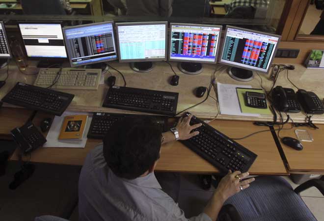 Investor wealth rises by Rs 10.27 lakh crore in FY14