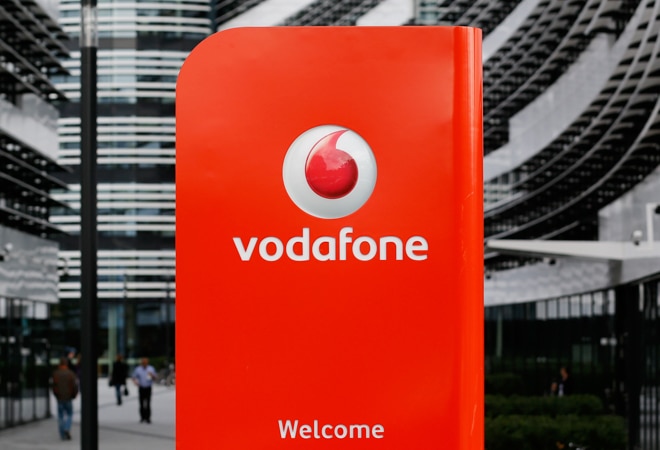 Piramal agrees to sell Vodafone India stake for Rs 8,900 cr Piramal agrees to sell Vodafone India stake for Rs 8,900 cr