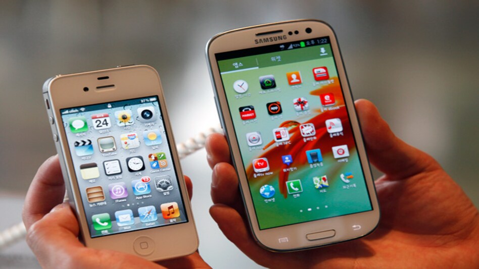 Decoding the recent Apple-Samsung patent dispute Decoding the recent Apple-Samsung patent dispute