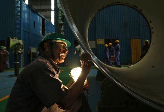 Industrial production remains negative, dips 0.5% in March Industrial production remains negative, dips 0.5% in March