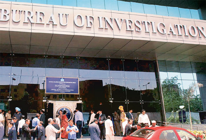 Bribe-for-loan scam scales Rs 8,000 crore peak Bribe-for-loan scam scales Rs 8,000 crore peak