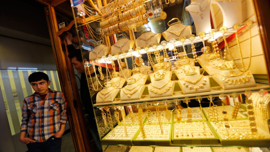 Sluggish demand from jewellers and retailers dampened the sentiment (Photo: Reuters) Sluggish demand from jewellers and retailers dampened the sentiment (Photo: Reuters)