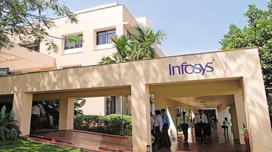 Infosys on track for industry level growth by June 2016, says Vishal Sikka Infosys on track for industry level growth by June 2016, says Vishal Sikka