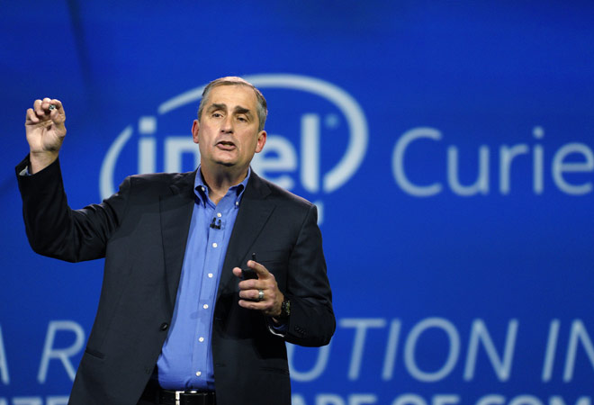 CES 2015: Intel Corp chief shows wrist-worn drone