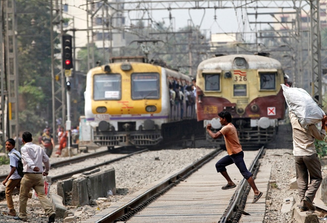 Railways starts cash-on-delivery of tickets Railways starts cash-on-delivery of tickets