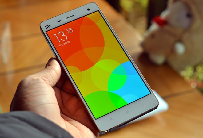 OnePlus One offers more than Xiaomi Mi4 in same price range OnePlus One offers more than Xiaomi Mi4 in same price range