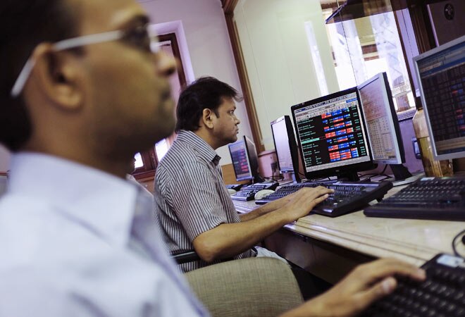 NIIT Tech shares slump 7% on dispute with client