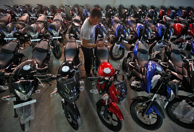 Bajaj Auto Q4 net profit falls 18.63 per cent, shares up 7 per cent