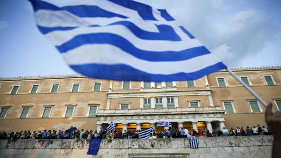 Greece imposes capital controls as crisis deepens Greece imposes capital controls as crisis deepens