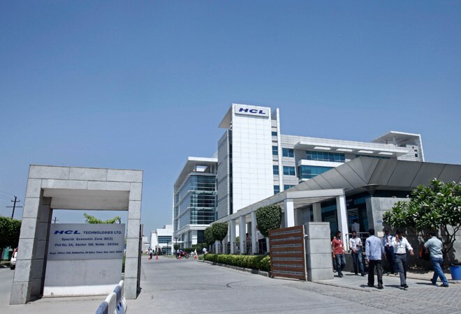 CSC, HCL create JV for banking software and services 