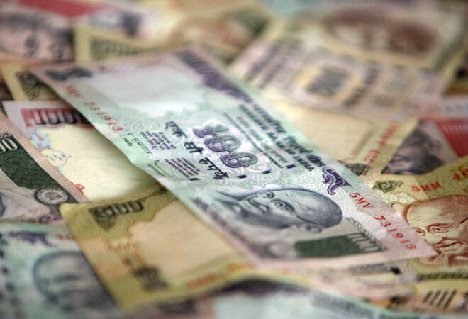 Rupee halts five-day upmove, ends 6 paise down at 63.46 
