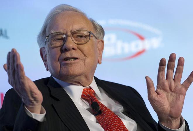 Warren Buffett, Johnny Depp buy Greek islands