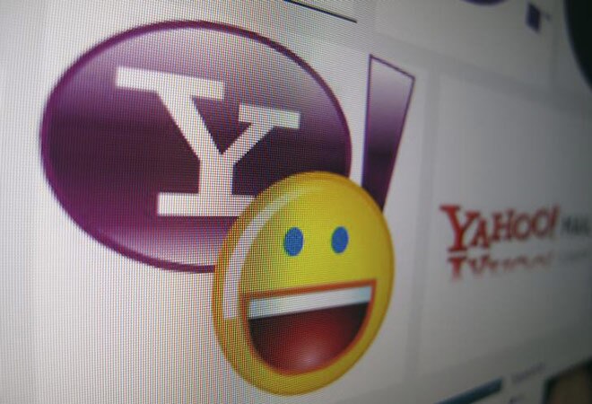 Yahoo's new messenger app Livetext debuts on iOS  