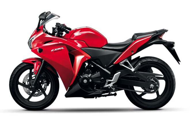 Honda recalls 13,700 units of 2 bike models in India Honda recalls 13,700 units of 2 bike models in India