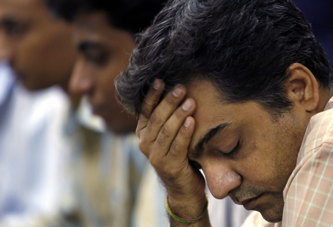 BSE Sensex falls 562 points ahead of US jobs report