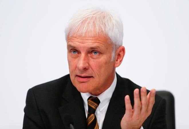 Volkswagen turns to Porsche CEO Matthias Mueller to steer it out of crisis Volkswagen turns to Porsche CEO Matthias Mueller to steer it out of crisis