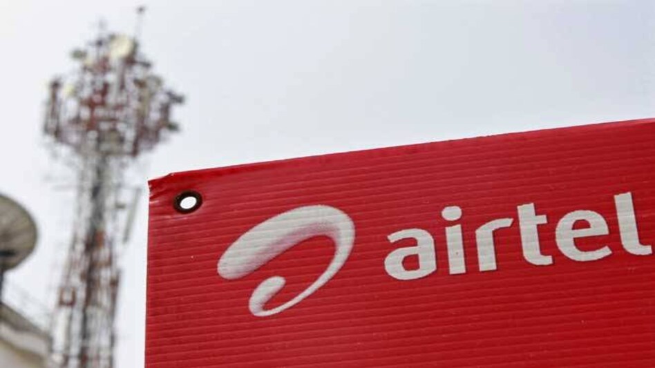 Ahead of Reliance Jio's 4G launch, Bharti Airtel commits Rs 60,000 crore investment in 3 years Ahead of Reliance Jio's 4G launch, Bharti Airtel commits Rs 60,000 crore investment in 3 years