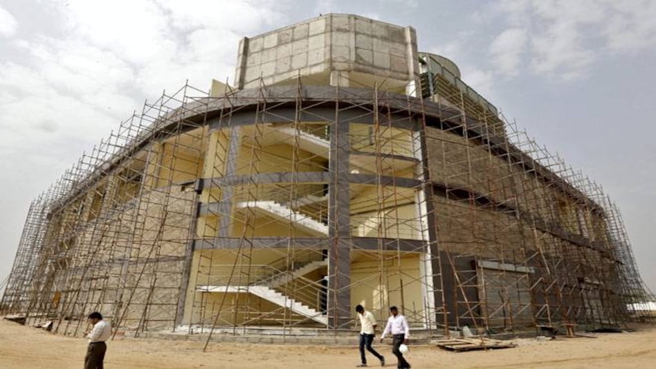 UK joins hand with government to develop 3 smart cities in India UK joins hand with government to develop 3 smart cities in India