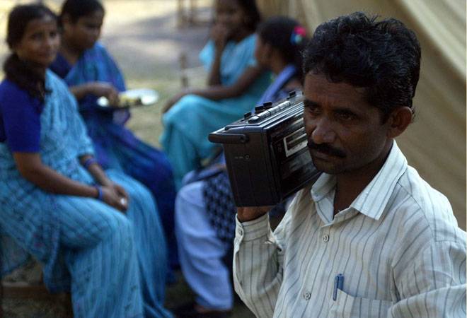 Govt to expand private FM channels coverage up to 65%
