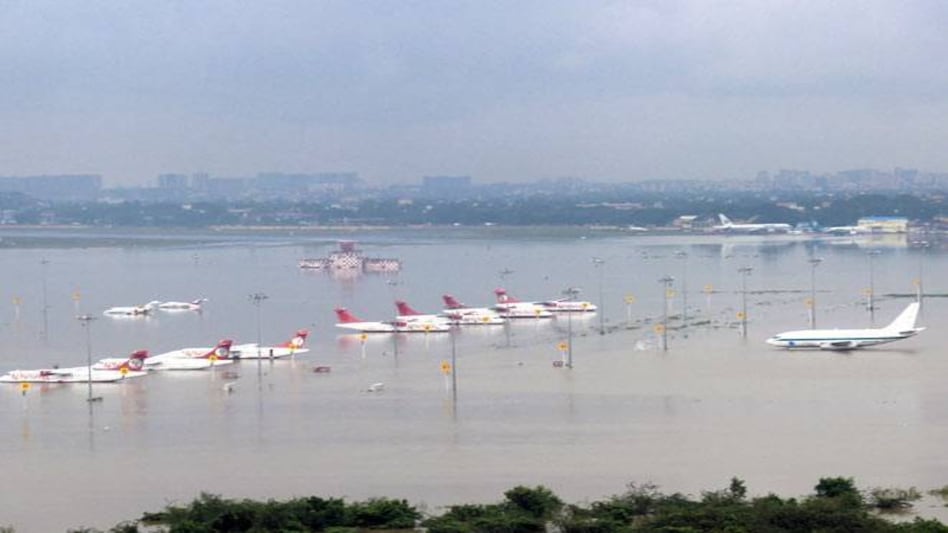 Chennai airport to resume partial flight operations tomorrow Chennai airport to resume partial flight operations tomorrow