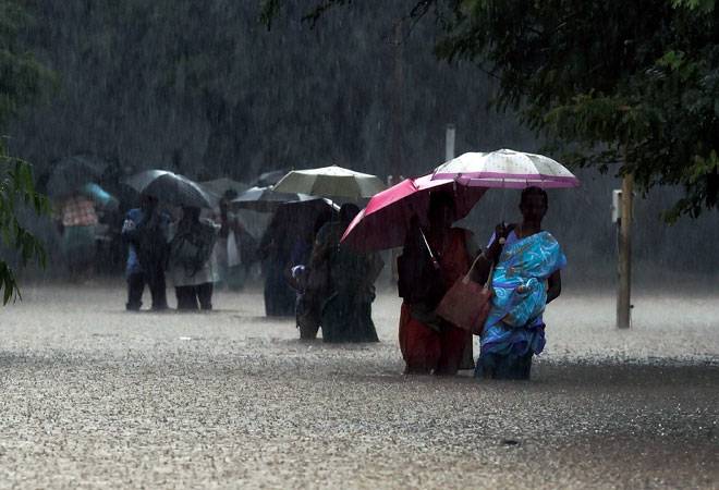 Hyundai, Ford and Renault suspend operations temporarily in Chennai due to floods