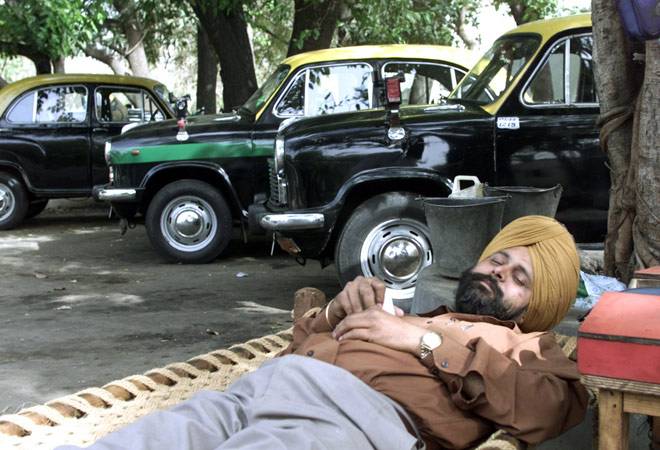 The Delhi government informed the High Court that it is in favour of setting up a committee to work out a plan to ensure that only CNG cabs run in the NCR. (Photo: Reuters)