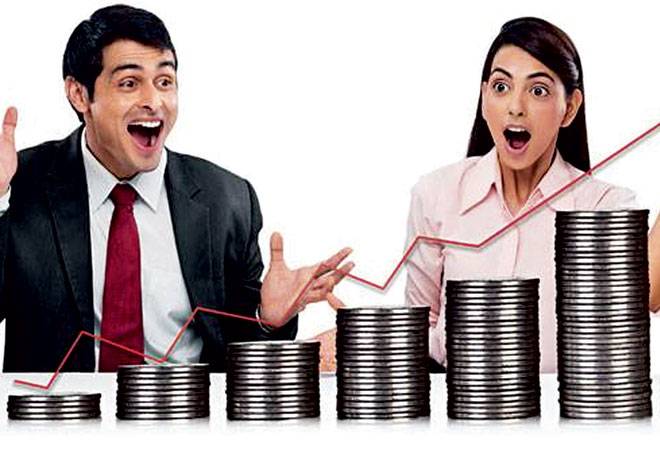 The year 2015 belonged to small and mid-cap funds clearly outperforming the large caps. So, to which category will 2016 belong to? (Photo: Images Bazaar) The year 2015 belonged to small and mid-cap funds clearly outperforming the large caps. So, to which category will 2016 belong to? (Photo: Images Bazaar)