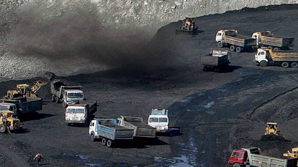 Neyveli Lignite Corporation Chairman and Managing Director Sarat Kumar Acharya said that NLC plans to build 19,000-MW capacity by the year 2025. (Photo: Reuters) Neyveli Lignite Corporation Chairman and Managing Director Sarat Kumar Acharya said that NLC plans to build 19,000-MW capacity by the year 2025. (Photo: Reuters)