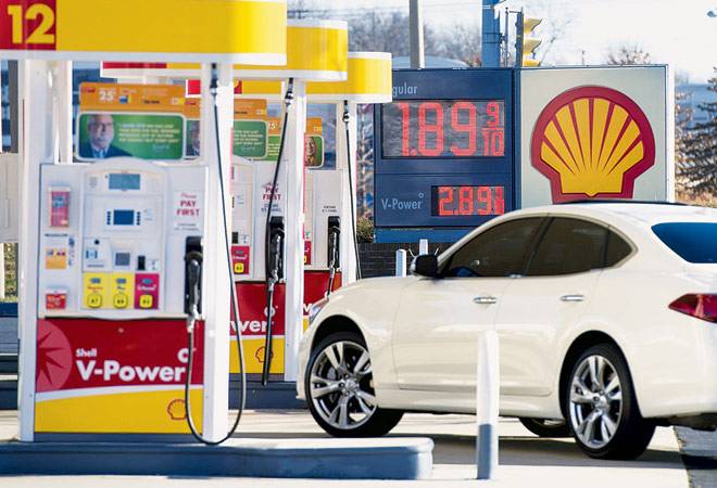 Sinking oil prices set to cool down petrol, diesel cost further An Indian Oil official said that prices have come down in the international market as the slowdown in the Chinese economy has reduced demand and there has been a build-up of stocks in the US and Europe. Photo: Reuters