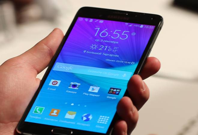 Tablet computers facing pressure from big-screen phones: Report