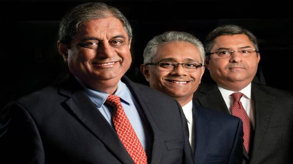 From left: Aditya Puri, MD & CEO; Paresh Sukthankar, Deputy Managing Director; and Kaizad Bharucha, Executive Director (Photo: Rachit Goswami) From left: Aditya Puri, MD & CEO; Paresh Sukthankar, Deputy Managing Director; and Kaizad Bharucha, Executive Director (Photo: Rachit Goswami)
