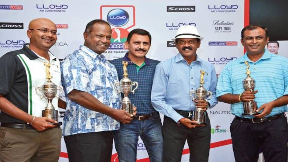 Winning Smiles: (L-R) Chetan Meda on behalf of Vishal Bhat; Peter Prem; Navroze Dhondy of Creatigies; Karanth K and Nanda Kishore Winning Smiles: (L-R) Chetan Meda on behalf of Vishal Bhat; Peter Prem; Navroze Dhondy of Creatigies; Karanth K and Nanda Kishore