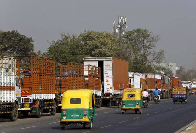 Govt approves Rs 34,000-cr road projects in Feb