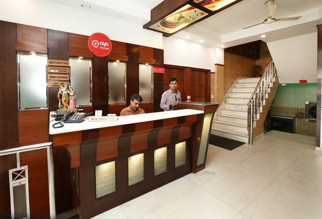 IRCTC partners with OYO Rooms to offer accomodation