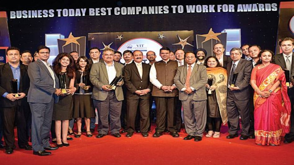 Winners of the 'Best Companies to Work For' survey with Devendra Fadnavis, Chief Minister of Maharashtra, and Raj Chengappa, Group Editorial Director (Publishing), India Today Group Winners of the 'Best Companies to Work For' survey with Devendra Fadnavis, Chief Minister of Maharashtra, and Raj Chengappa, Group Editorial Director (Publishing), India Today Group