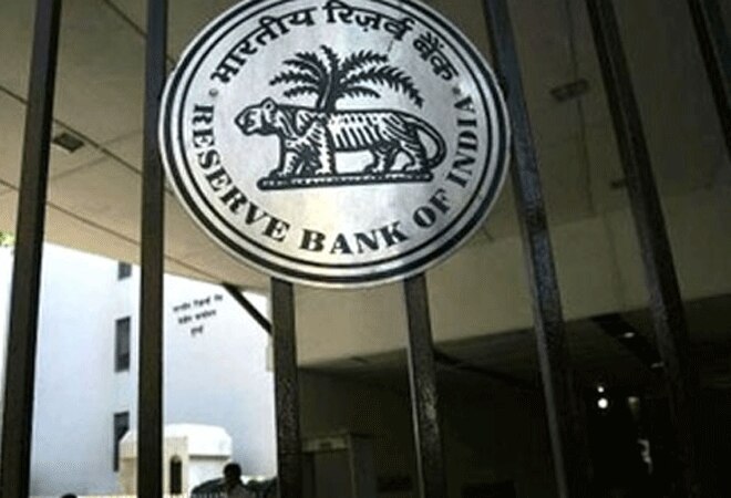 RBI pores over budget, worries on fiscal math
