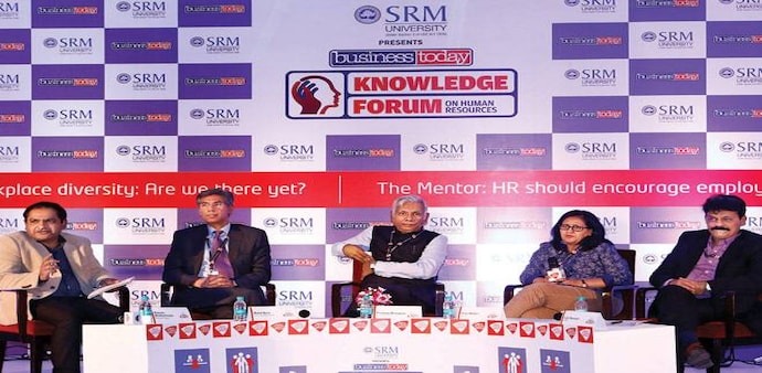 (L to R): Alokesh Bhattacharyya, Business Today; Rohit Gera, Gera Developments; Pradeep Bhargava, Cummins India; Putul Mathur, Wipro; C.D. Ramesh, DHFL (L to R): Alokesh Bhattacharyya, Business Today; Rohit Gera, Gera Developments; Pradeep Bhargava, Cummins India; Putul Mathur, Wipro; C.D. Ramesh, DHFL