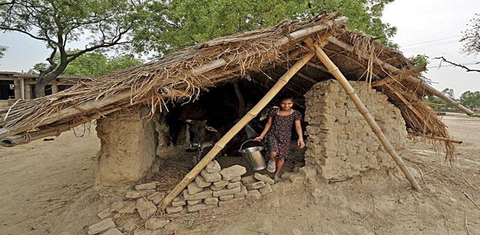 STILL A LONG HAUL: Even if incomes rise, India's HDI parameters are unlikely to touch those of the developed nations by 2032 (Photo: Kumar Prithvi) STILL A LONG HAUL: Even if incomes rise, India's HDI parameters are unlikely to touch those of the developed nations by 2032 (Photo: Kumar Prithvi)