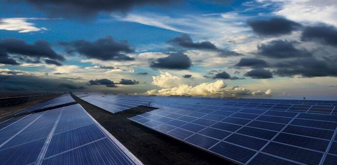Ambitious dream: Modi government plans to raise India's solar capacity from current 6.7 GW to 100 GW (Photo: Vivan Mehra) Ambitious dream: Modi government plans to raise India's solar capacity from current 6.7 GW to 100 GW (Photo: Vivan Mehra)