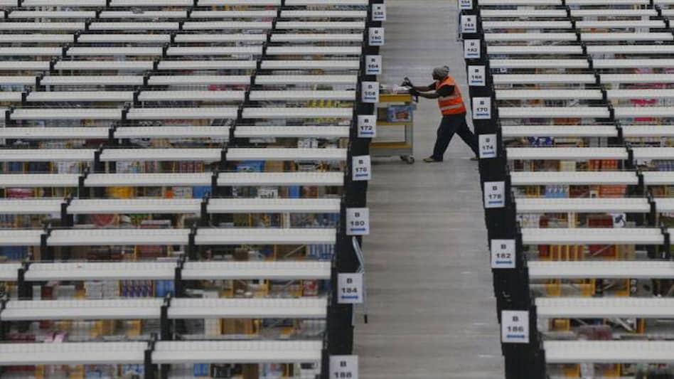 Amazon crosses 1 lakh sellers on its platform Amazon crosses 1 lakh sellers on its platform