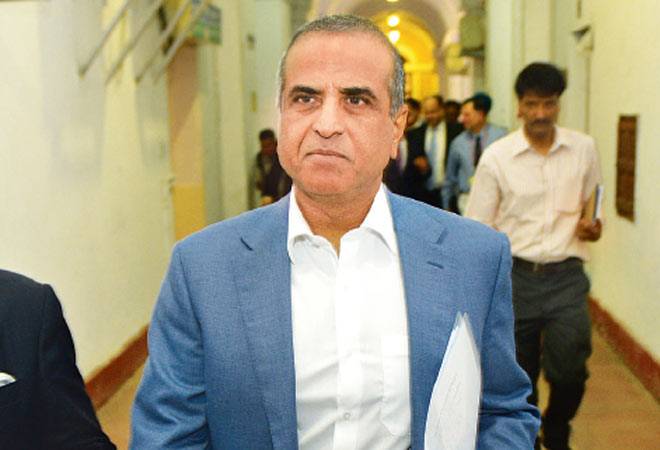 Telcos allege Trai bias ahead of Reliance Jio's entry