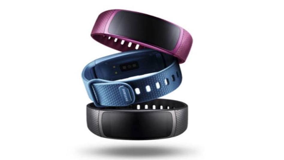 Samsung launches new accessories - Gear VR, IconX and Gear Fit 2 Samsung launches new accessories - Gear VR, IconX and Gear Fit 2