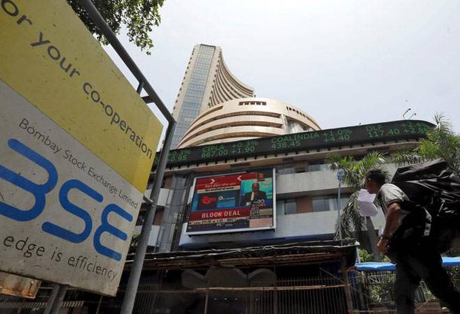 5 factors influencing market sentiment in Tuesday's session