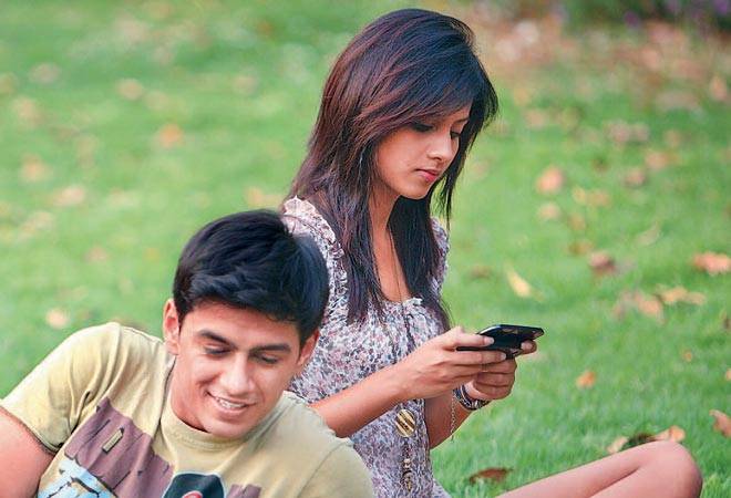 How Airtel, Vodafone will help you activate new SIMs instantly