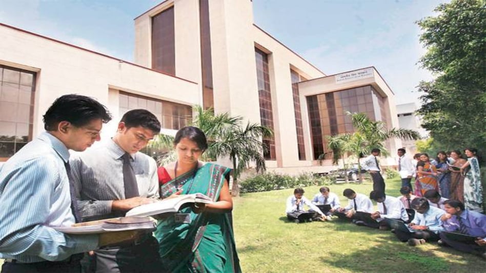 Factors that will get you into the best business school Factors that will get you into the best business school