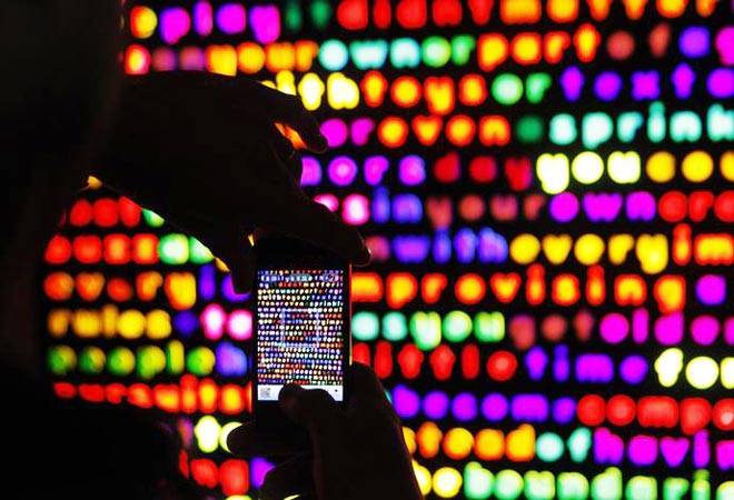 Idea to launch its own TV, Chat, video service to overcome Reliance Jio threat