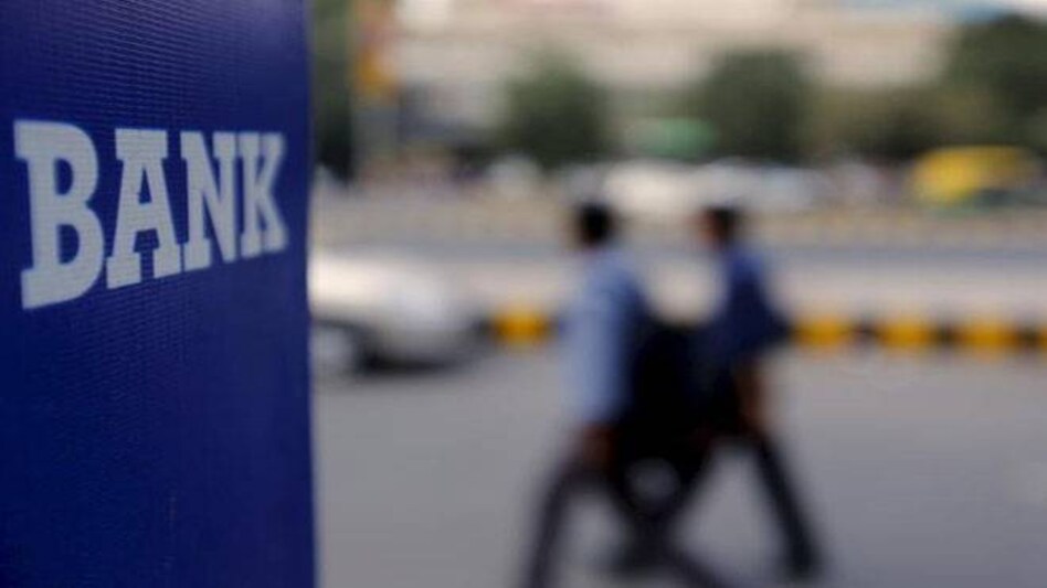 Bad loans rise as risks delay bank clean-up Bad loans rise as risks delay bank clean-up