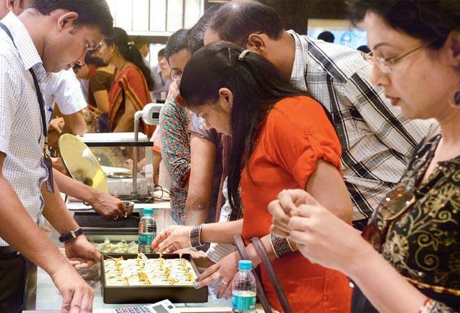 'Middle India' critical to India's economic take off: Survey report