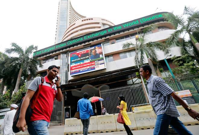 Sensex ends 45 points lower, Nifty below 8,670 ahead of US jobs data; Asian Paints top loser